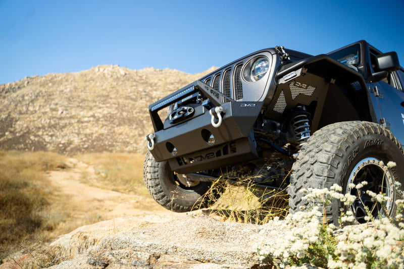 DV8 Offroad 18-23 Jeep Wrangler JL/JT Front Bumper Sway-Bar Disconnect Motor Skid Plate - Racecraft Industries