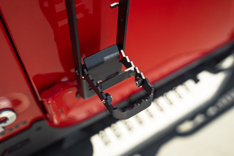 DV8 Offroad 07-23 Jeep Gladiator/Wrangler JT/JK/JL Hinge Mounted Step - Racecraft Industries