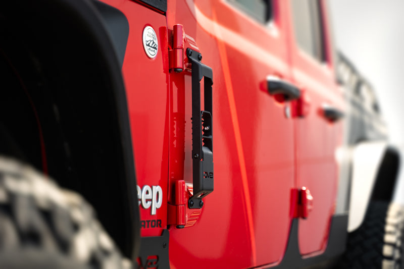 DV8 Offroad 07-23 Jeep Gladiator/Wrangler JT/JK/JL Hinge Mounted Step - Racecraft Industries