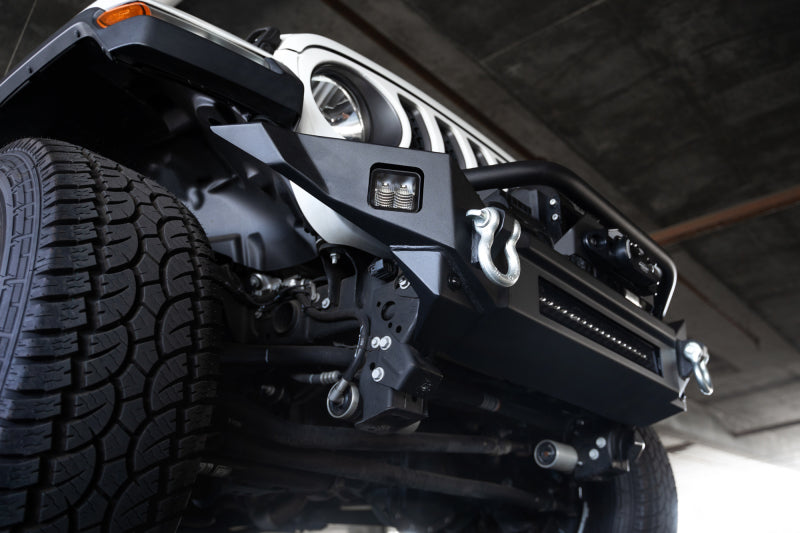 DV8 Offroad 18-23 Jeep Wrangler JL / 20-23 Jeep Gladiator JT FS-7 Mid-Width Winch Front Bumper - Racecraft Industries