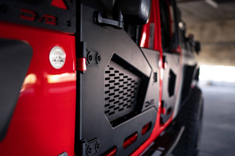 DV8 Offroad 18-22 Jeep Wrangler JL/JT Spec Series Half Doors - Front Set - Racecraft Industries