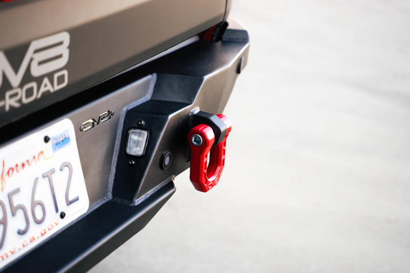 DV8 Offroad Elite Series D-Ring Shackles - Pair (Red) - Racecraft Industries