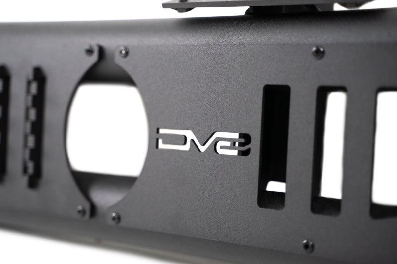 DV8 Offroad 18-23 Jeep Wrangler JL 4 Door Body/Pinch Weld Mounted Step - Racecraft Industries