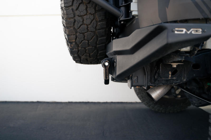 DV8 Offroad Elite Series D-Ring Shackles - Pair (Gray) - Racecraft Industries